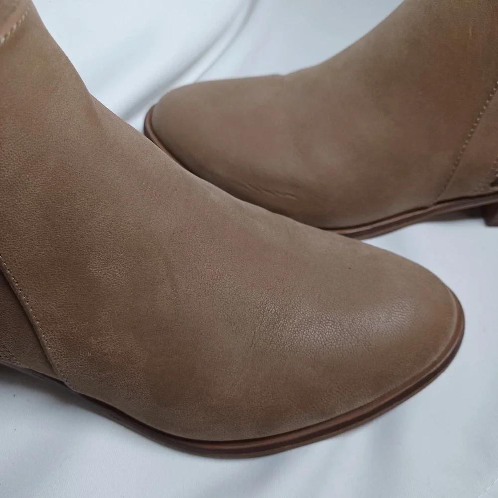 MIA Women's Kendis Double Zip Faux Leather Ankle Boots Size 8.5W